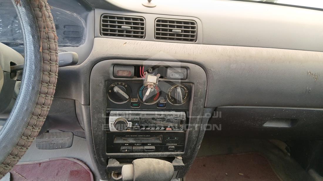 2000 Nissan Sunny — Entertainment Systems & Camera Monitor & Navigation — Photo 15