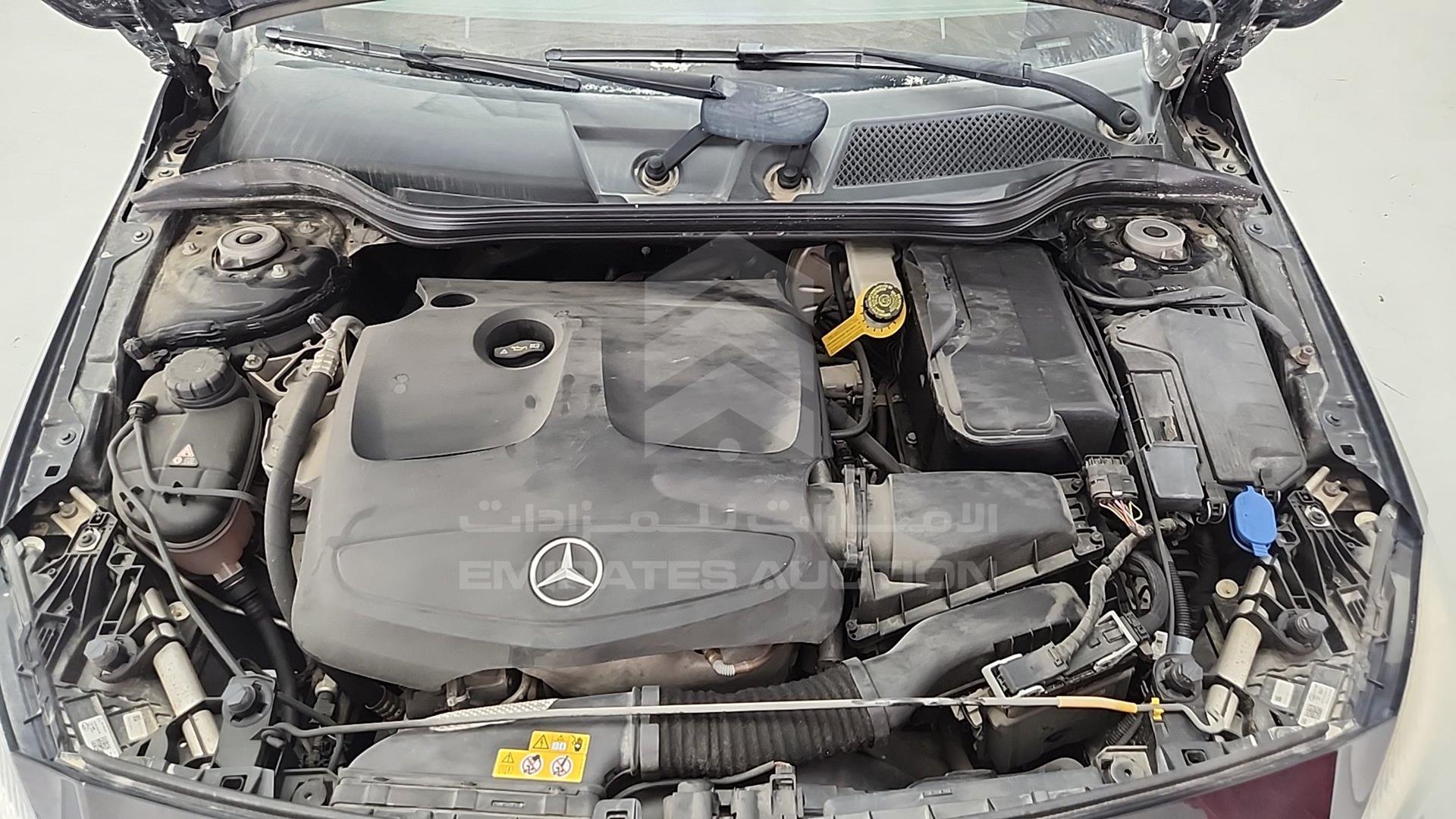 2018 MERCEDES A 250 VIN: WDDBF4EB4JJ734182