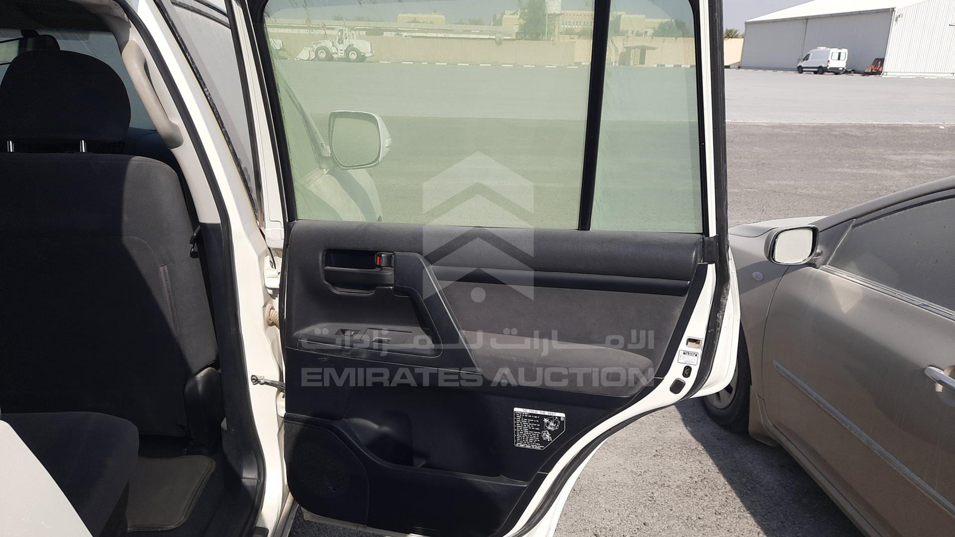 2012 TOYOTA LAND CRUISER VIN: JTMDU09J7C4055558