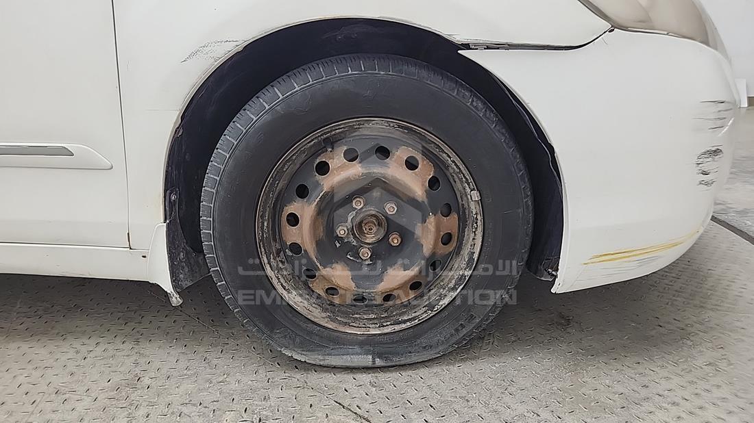 2009 Toyota Camry — Front Right Tyre — Photo 35