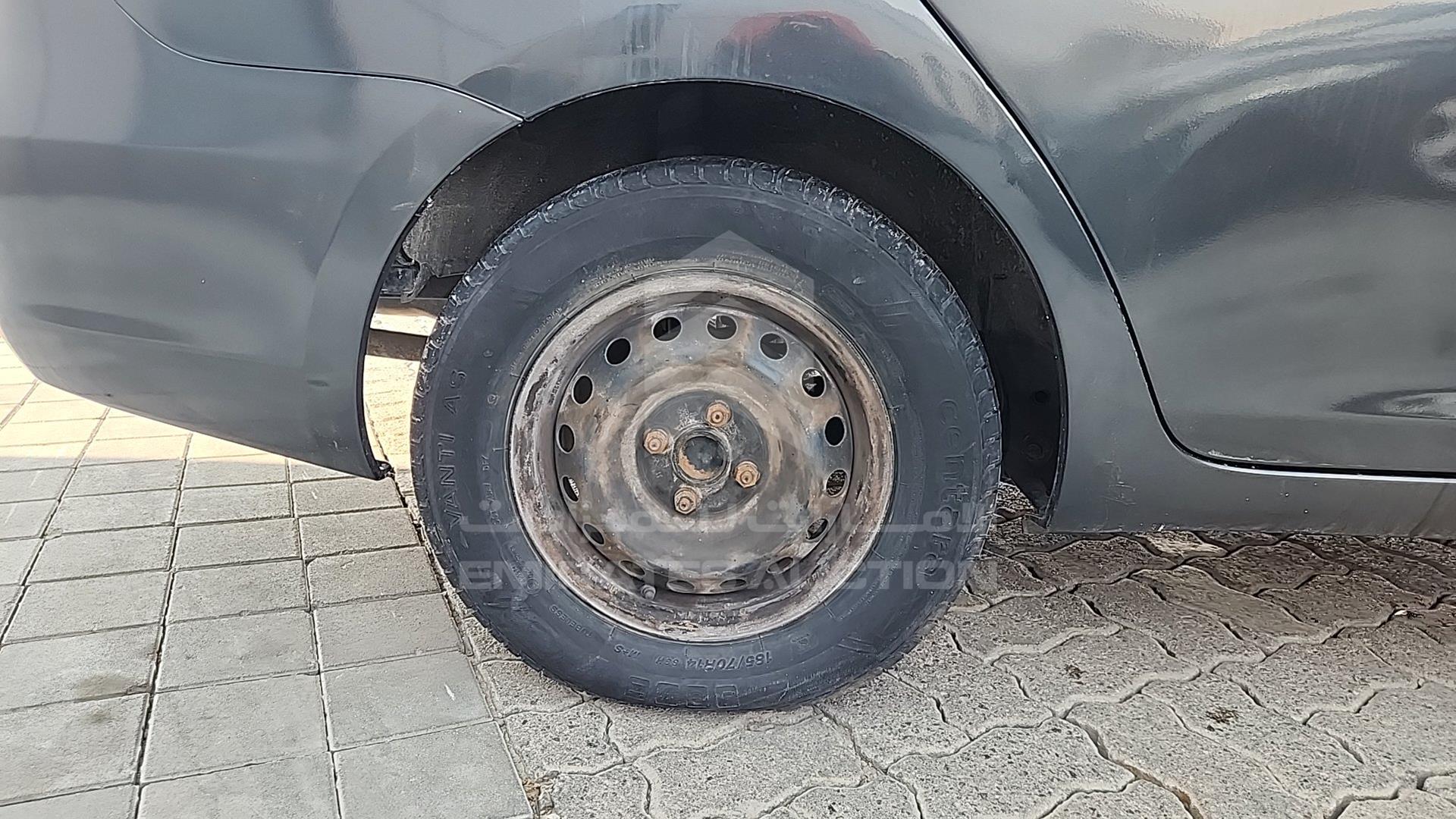 2009 TOYOTA YARIS VIN: JTDBW923294031632