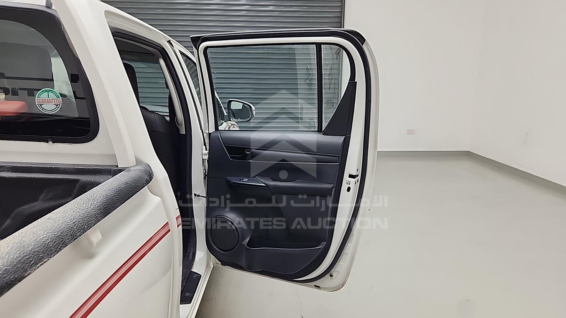 2023 TOYOTA HILUX VIN: MR0DB9CDXP5161713