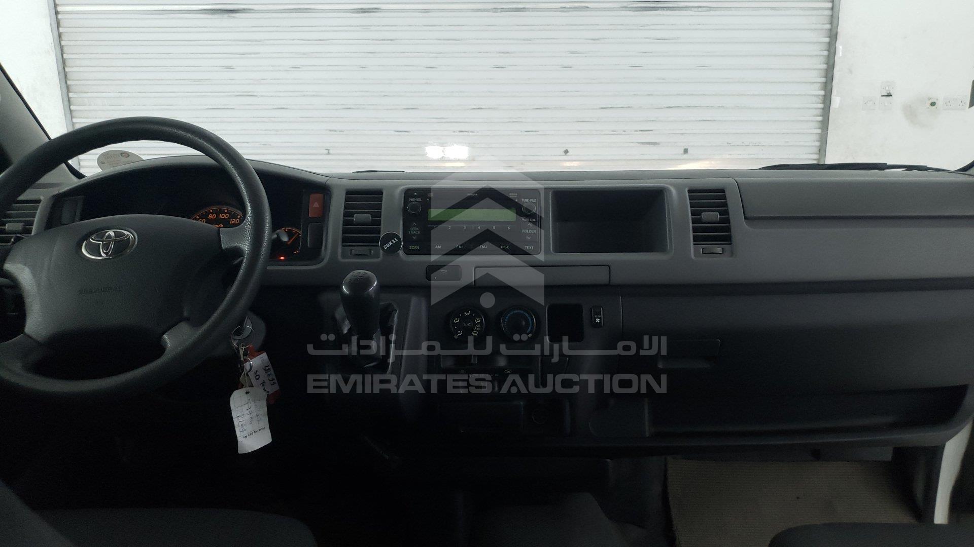 JTGRX12P8D8038699 - 2013 Toyota Hiace - #352827