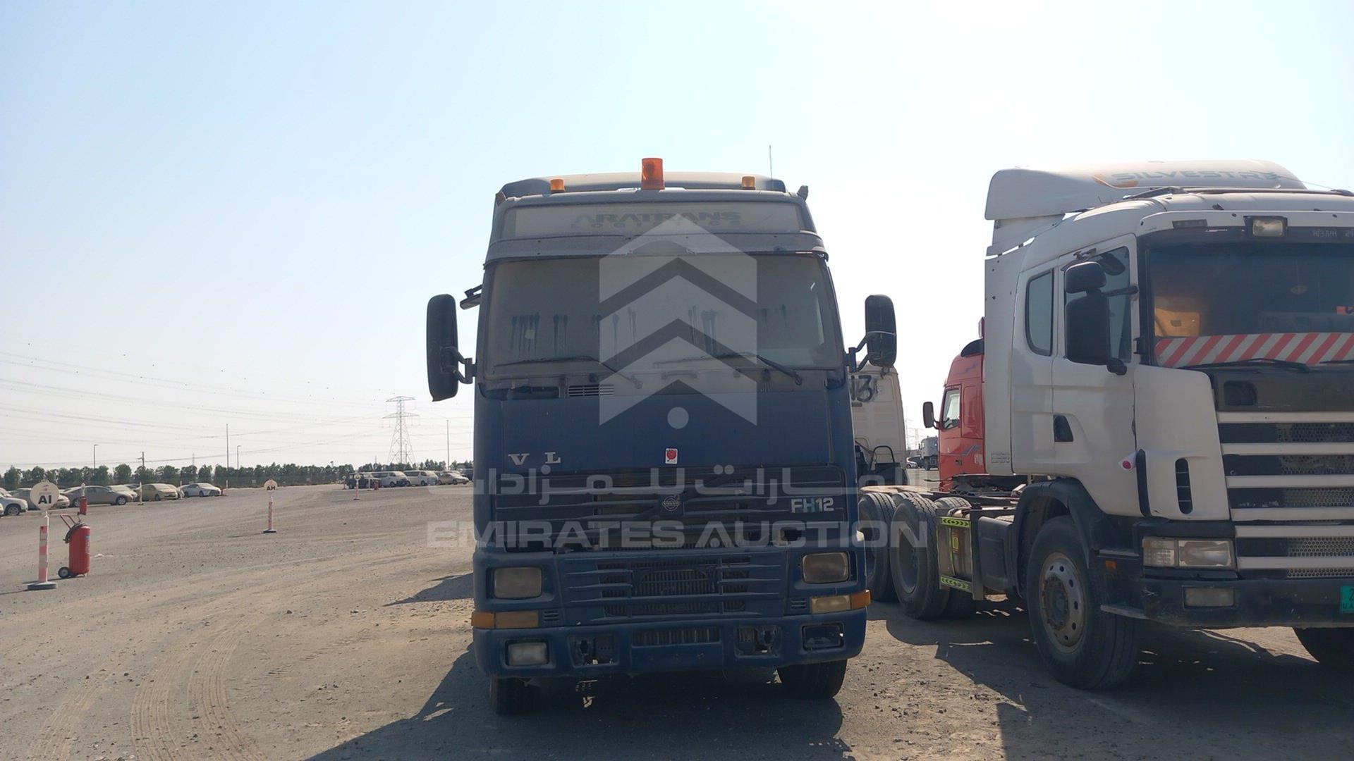 2001 VOLVO FH 12 VIN: YV2A4DAAX1B270615