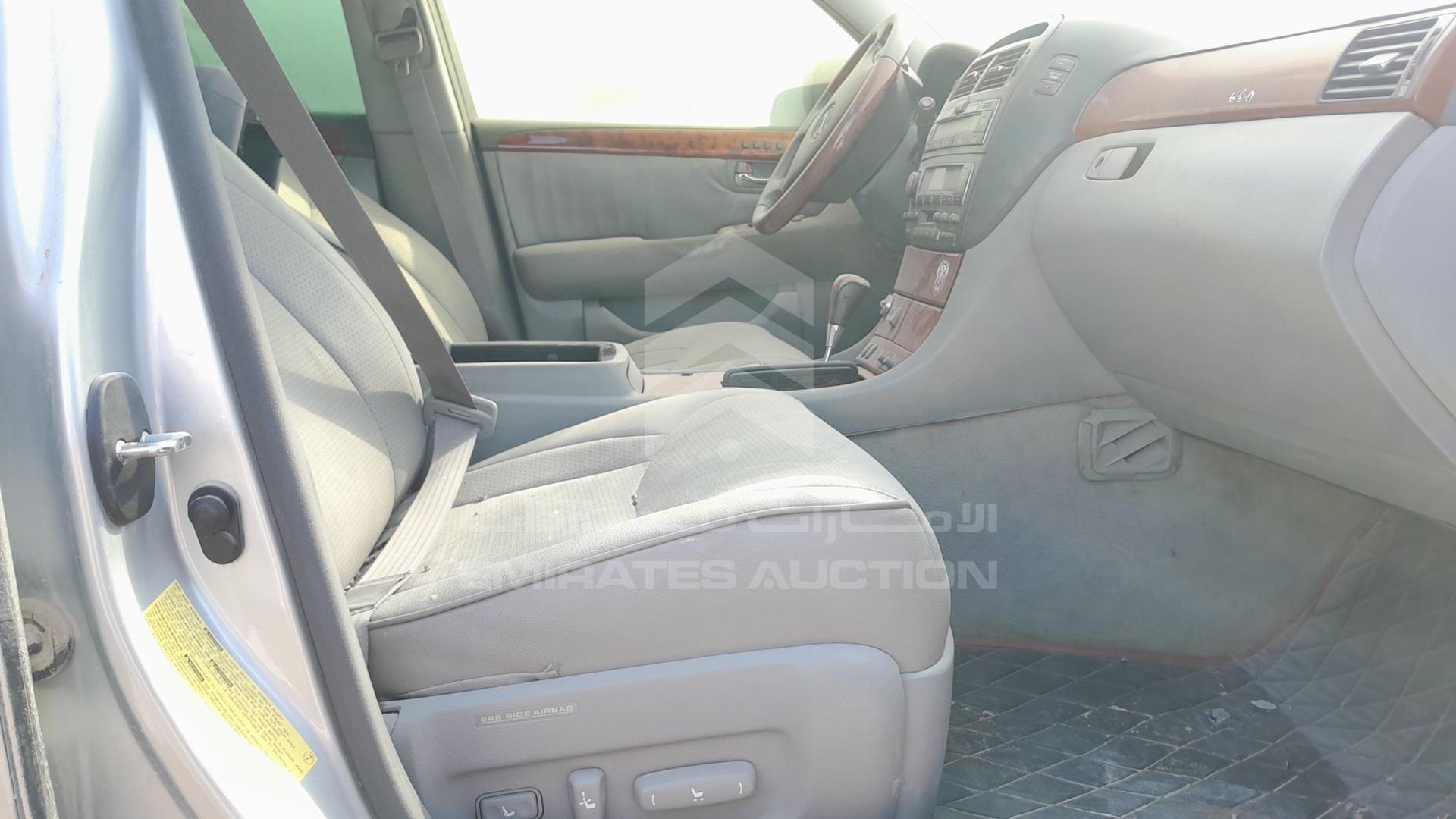 2005 LEXUS LS 430 VIN: JTHBN36F255013817