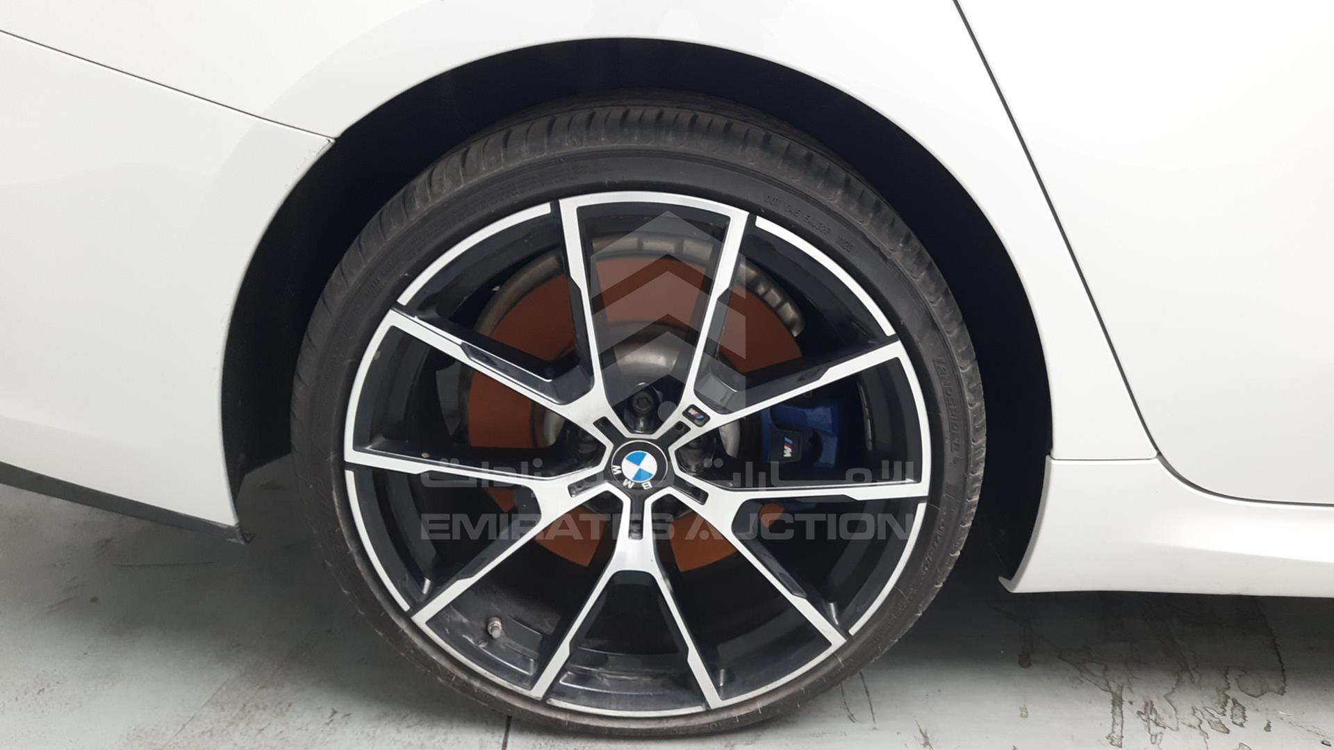 2020 BMW 840 VIN: WBAGV2A04LCE07560