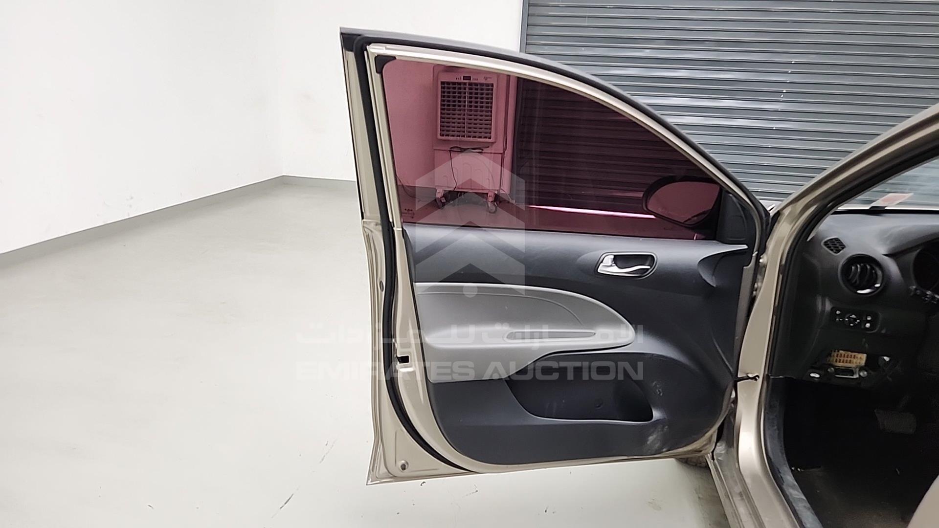 2023 KIA PEGAS VIN: LJD0AA296P0228737