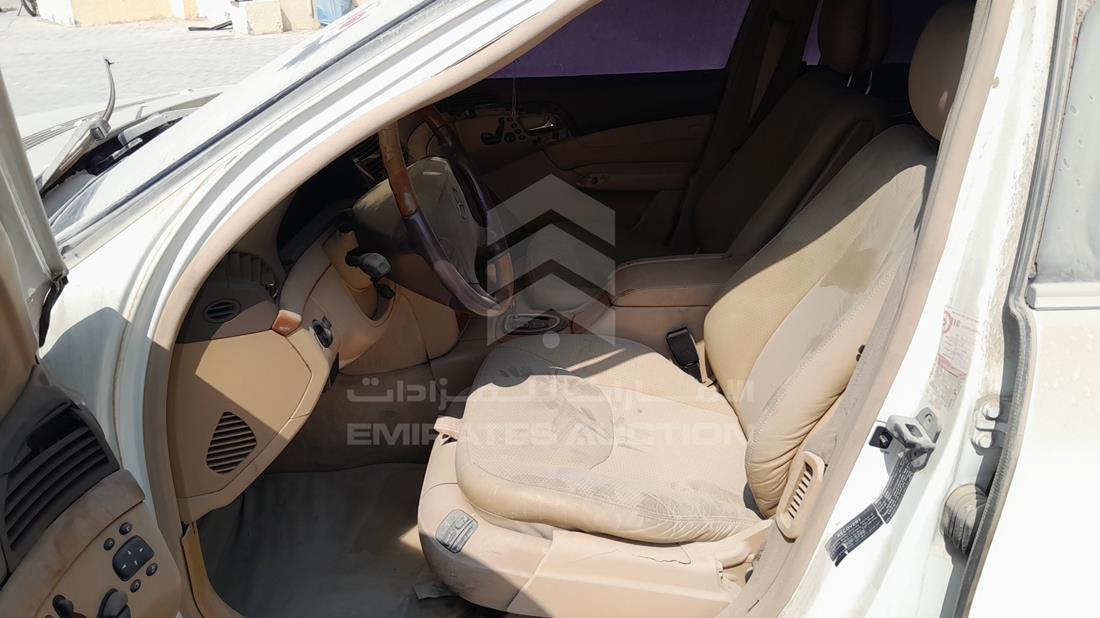 2001 Mercedes C 320 — Front Left Driver Seat View — Photo 12
