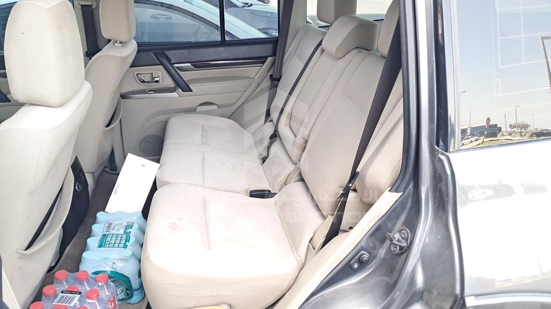 2017 Mitsubishi Pajero — Rear Left Passenger View — Photo 19
