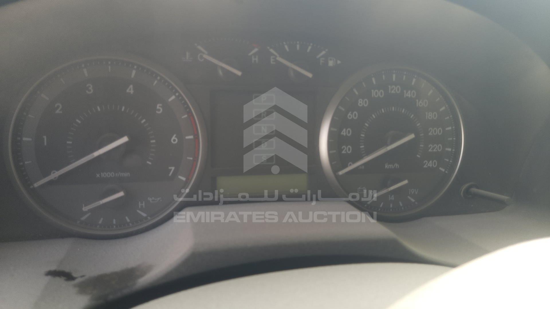2011 TOYOTA LAND CRUISER VIN: JTMDU09J5B4034836