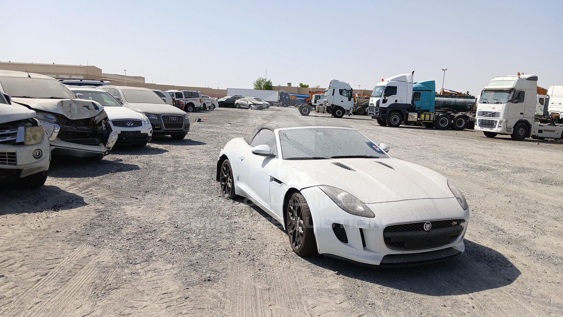 2014 JAGUAR F-TYPE VIN: SAJAA65G2E8K06277