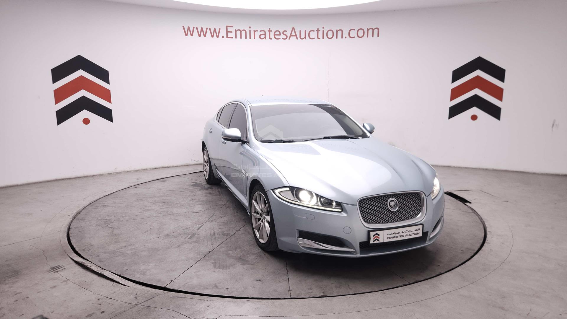 2013 JAGUAR XF VIN: SAJAA05A3D8S74353