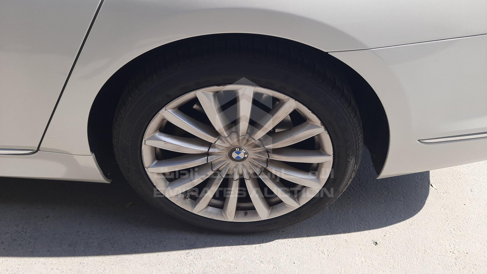 2019 BMW 730 LI VIN: WBA7E0A02KB359143
