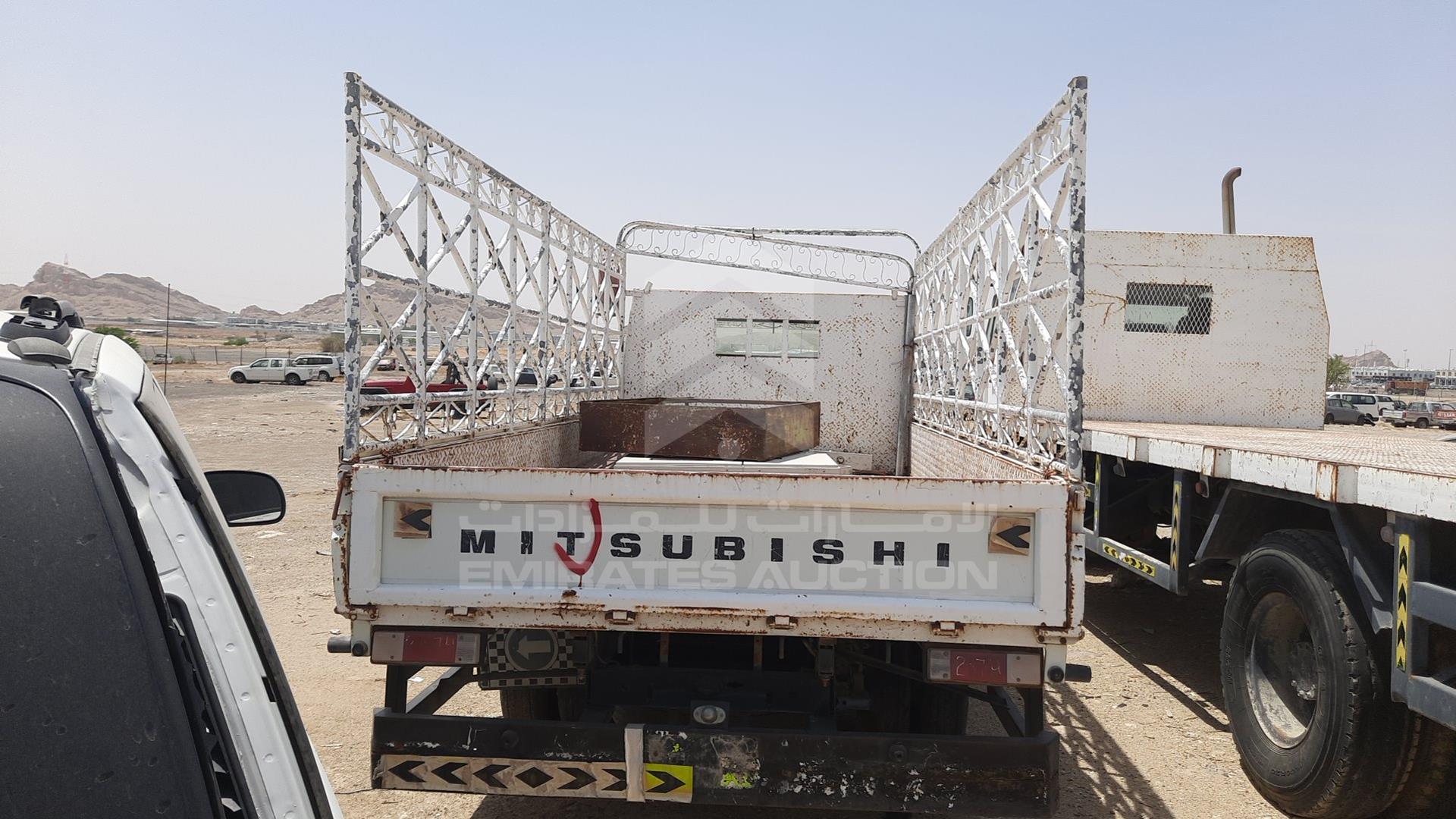 0 MITSUBISHI CANTER VIN: JMYFE635E0KA19867