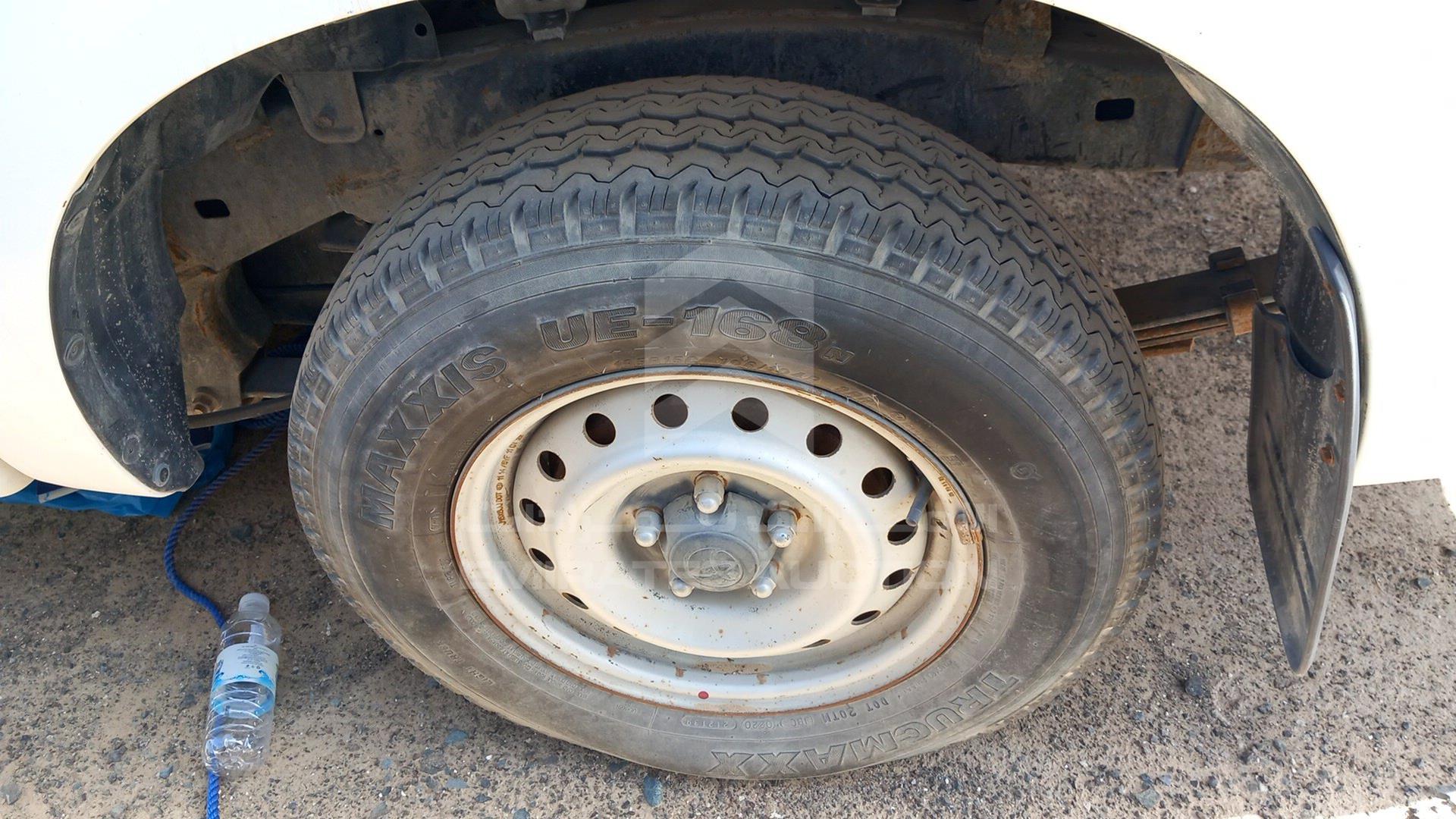 2015 TOYOTA HILUX VIN: MR0EW12G9F3032359