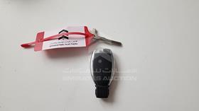 2012 Mercedes E 350 — Keys — Photo 6 — Thumbnail