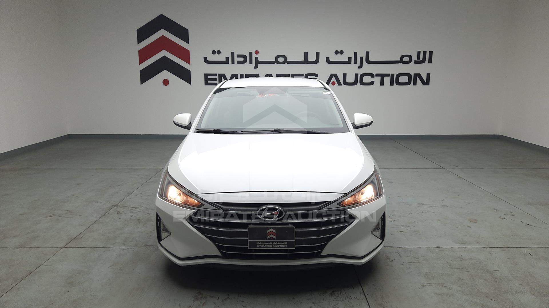 2019 HYUNDAI ELANTRA VIN: 5NPD74LF0KH458356