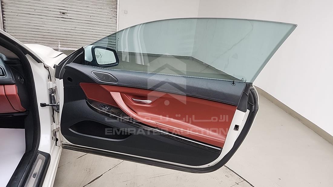 بي ام دبليو 650 2012 — الباب الأمامي الأيمن — صورة 27