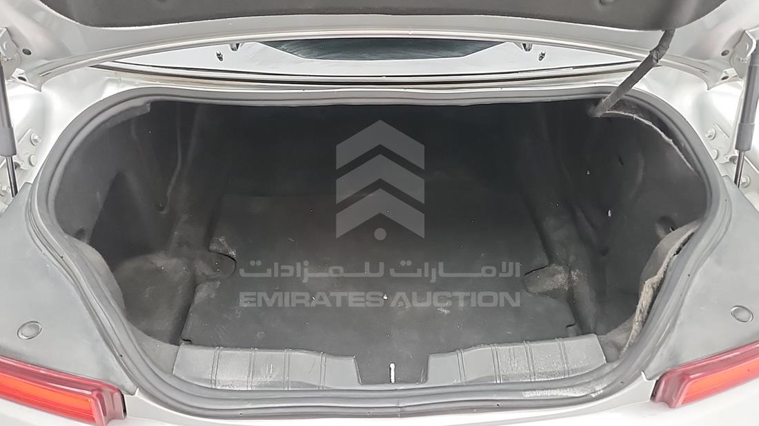 شيفروليه كامارو 2017 — زاوية صندوق السيارة — صورة 23