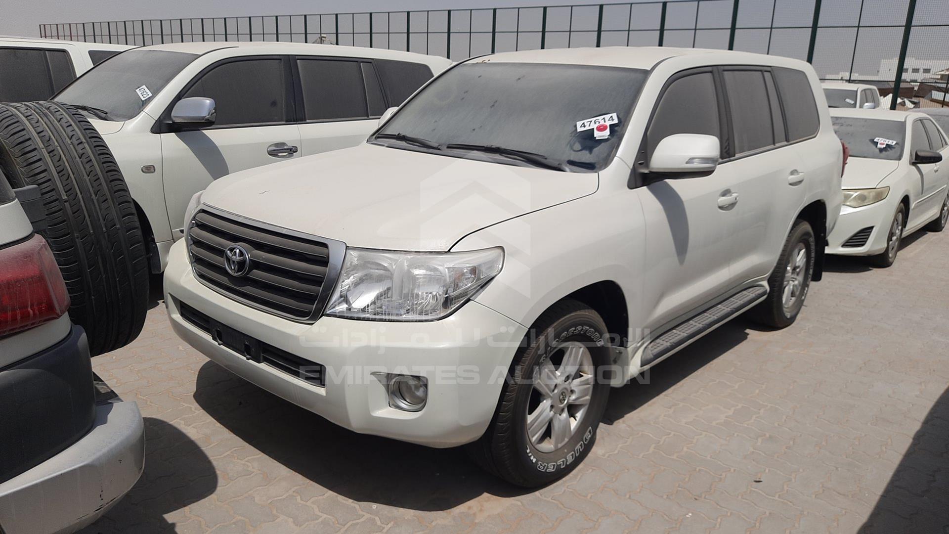 2014 TOYOTA LAND CRUISER VIN: JTMDU09J9E5082015