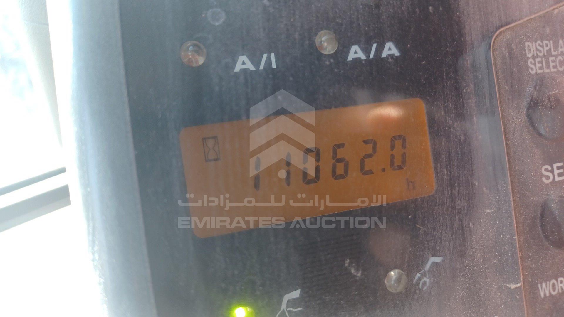2015 HITACHI EXCAVATOR VIN: HHEAYK00C00100545