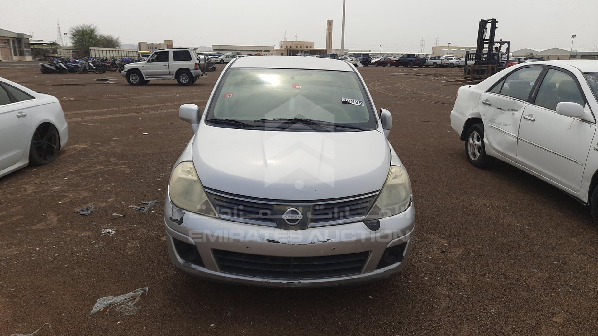 2008 NISSAN VERSA VIN: 3N1BC11E88L451310