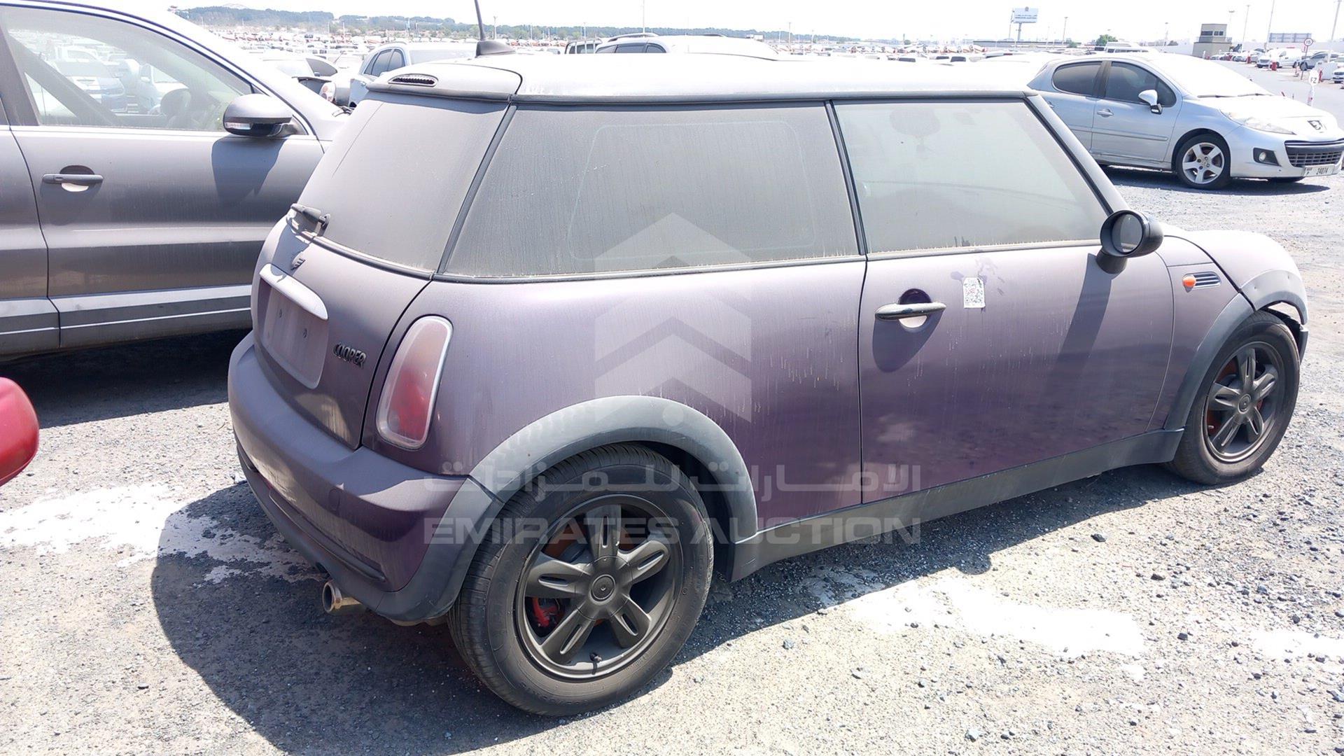 2006 MINI COOPER VIN: WMWRC31056TB99729