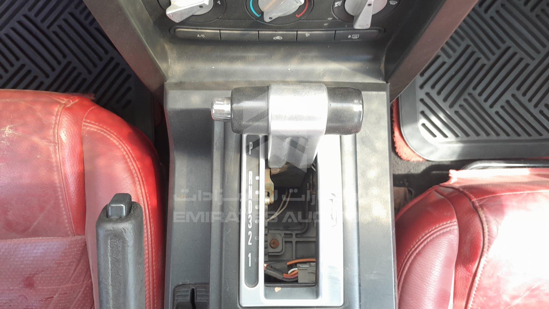 2005 FORD MUSTANG VIN: 1ZVHT82H155131683