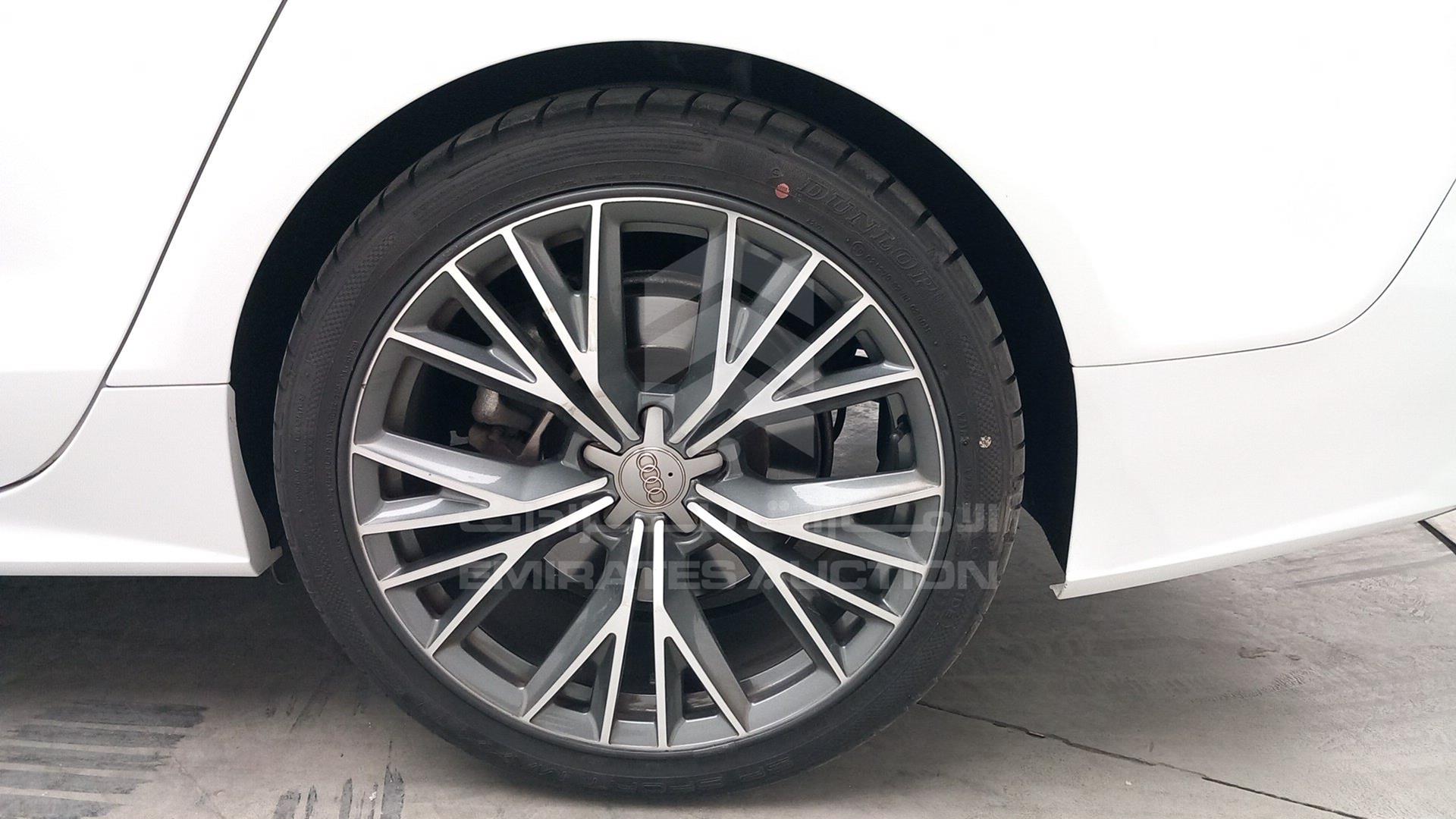 2017 AUDI A7 VIN: WAUSGCFCXHN069555