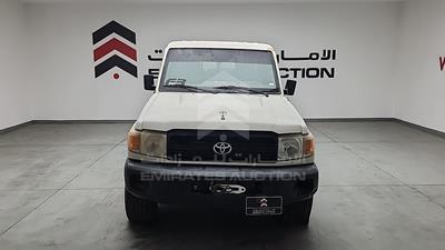 2013 Toyota Land Cruiser Pickup