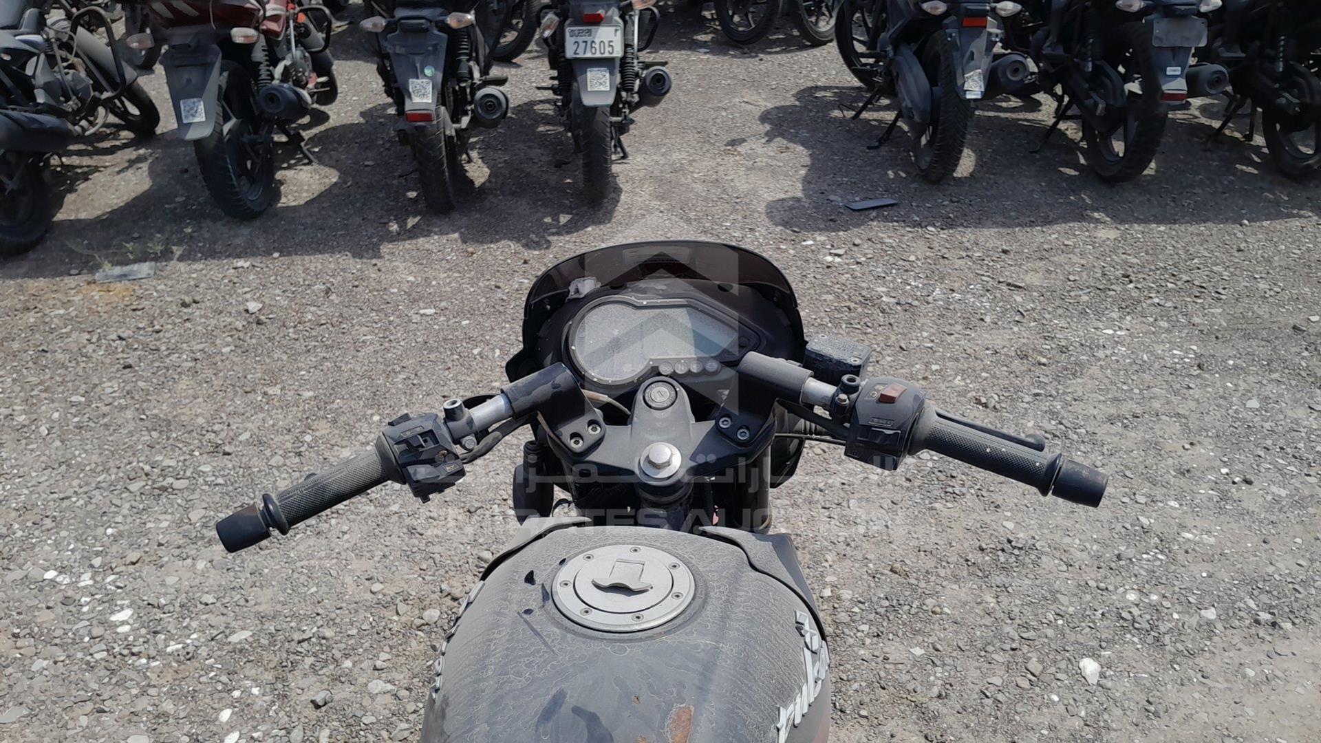 2015 BAJAJ PULSAR 180CC VIN: MD2A12DZ8ECD10566