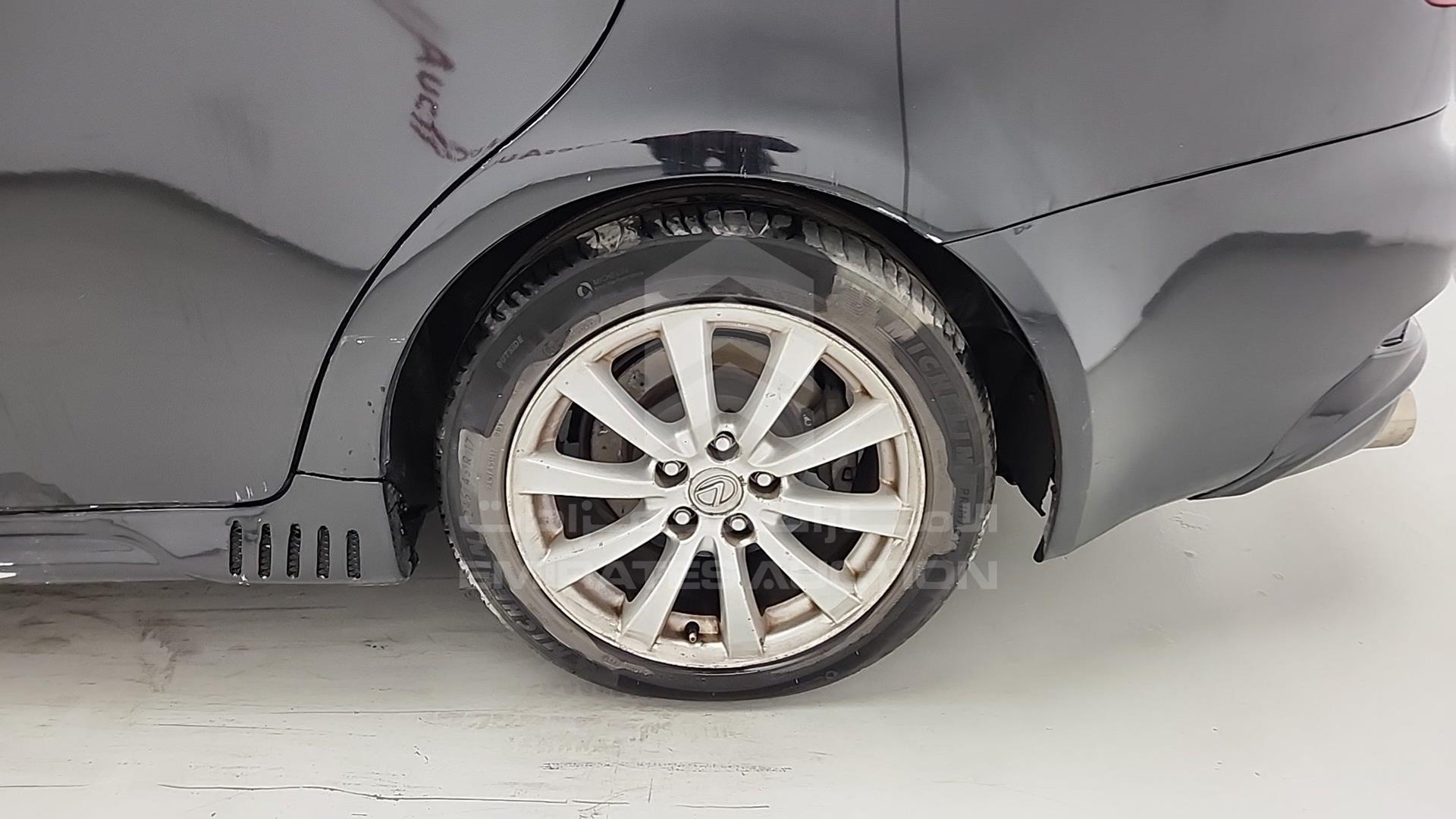 2008 LEXUS IS300 VIN: JTHBG262682009552