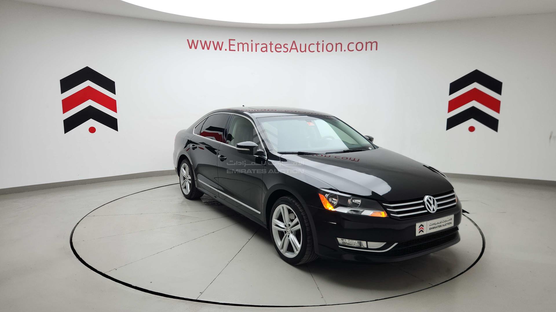 2015 VOLKSWAGEN PASSAT VIN: WVWCR7A38FC001182