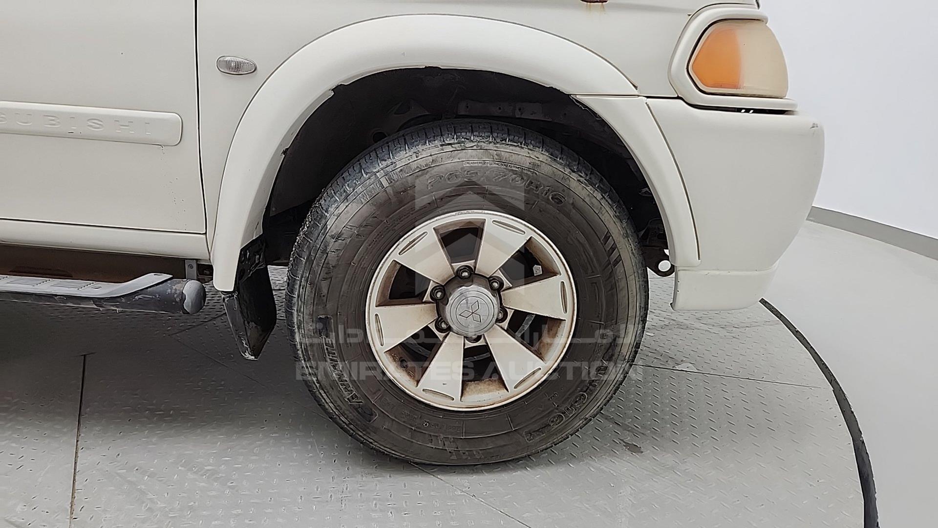 2008 MITSUBISHI NATIVA VIN: JMY0RK9608J738888