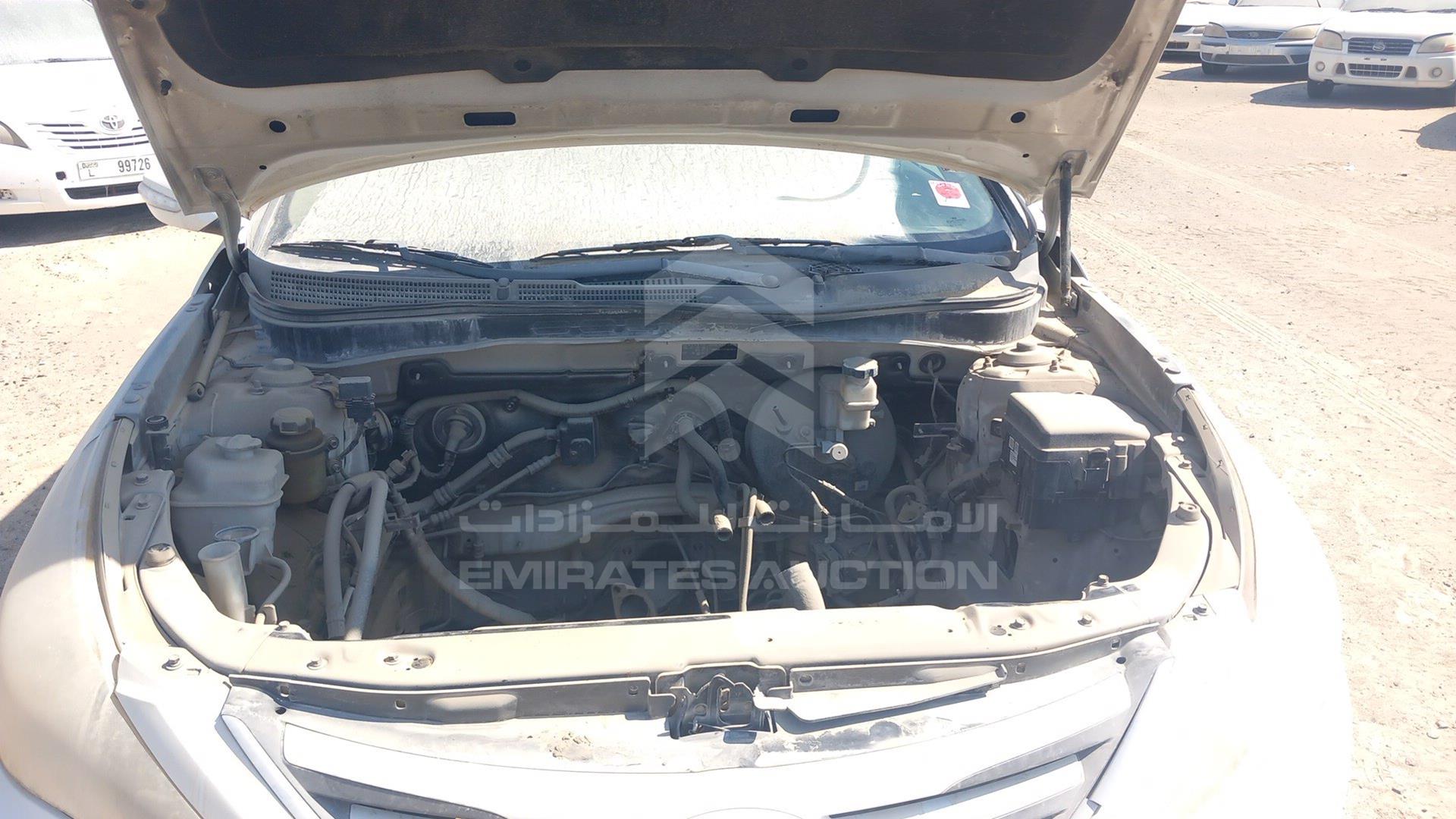 2014 HYUNDAI SONATA VIN: KMHEB41C5EA618234