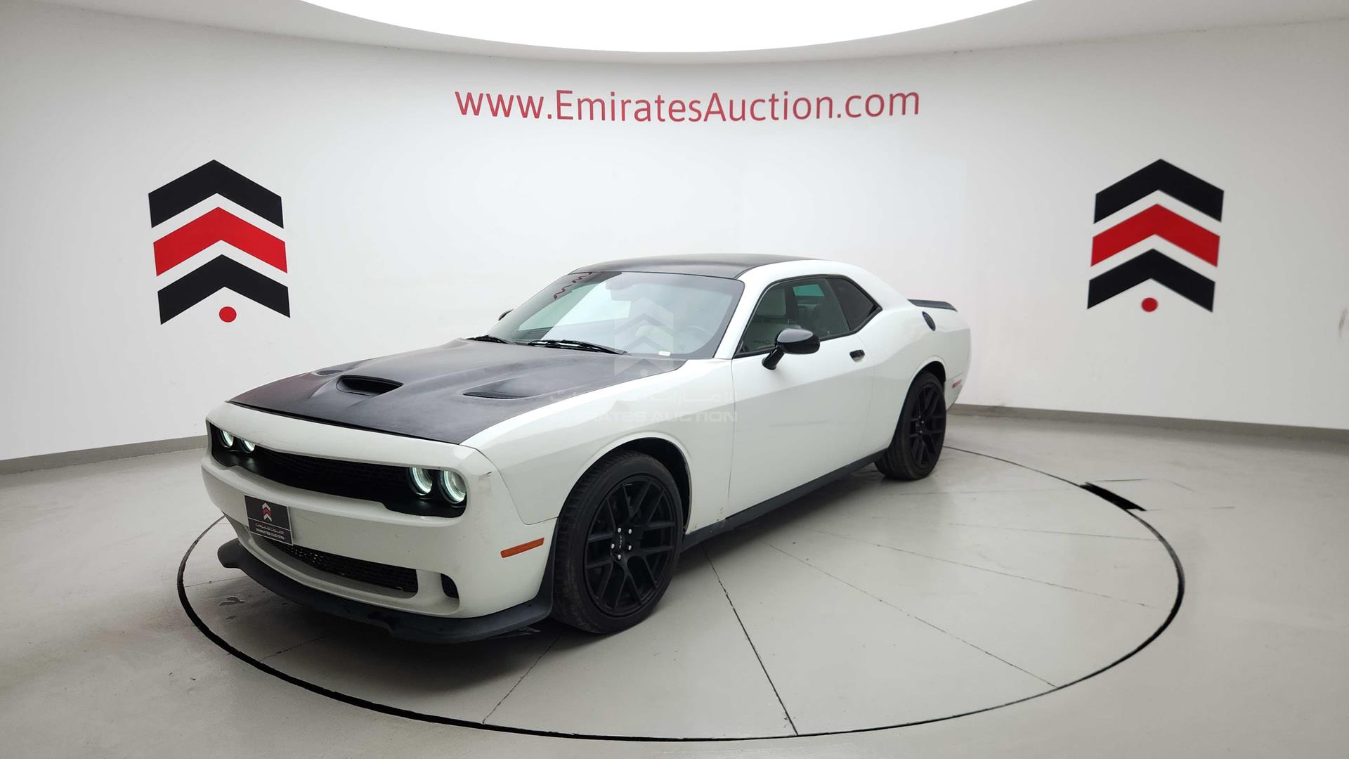 2015 DODGE CHALLENGER VIN: 2C3CDZAT0FH831845