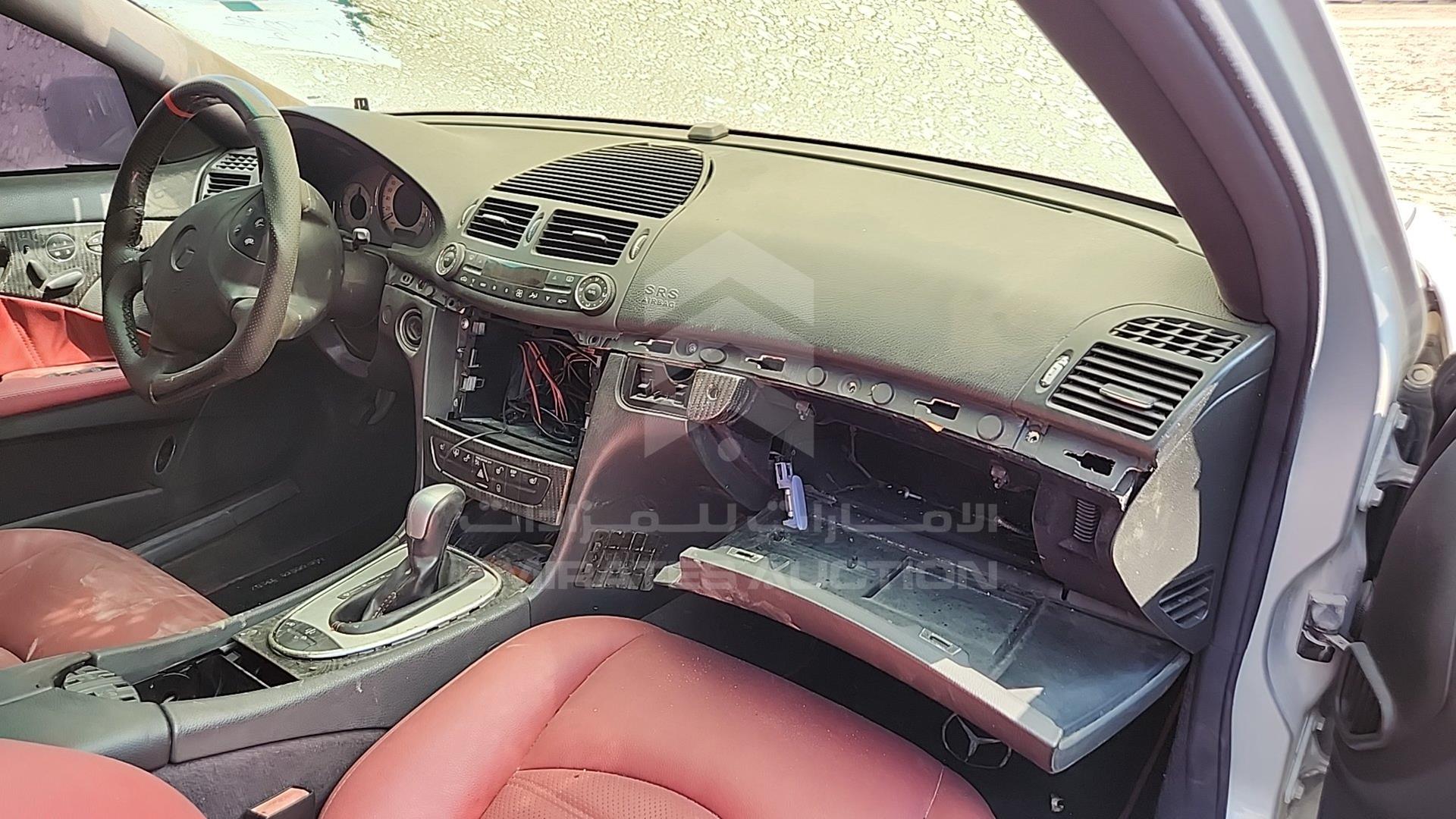 0 MERCEDES E 500 VIN: WDB2110701A038875