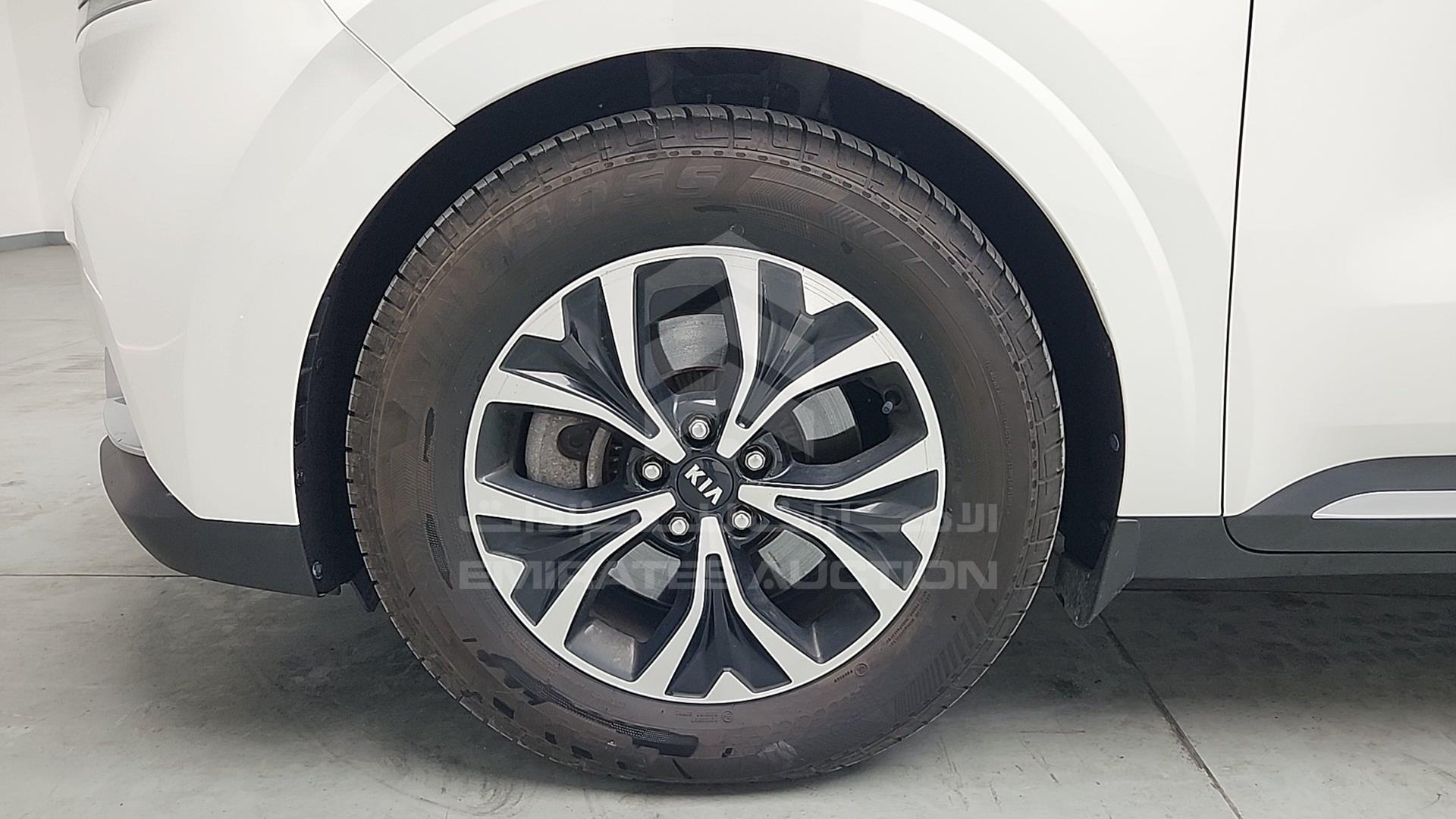 2021 KIA CARNIVAL VIN: KNANC8143M6049819
