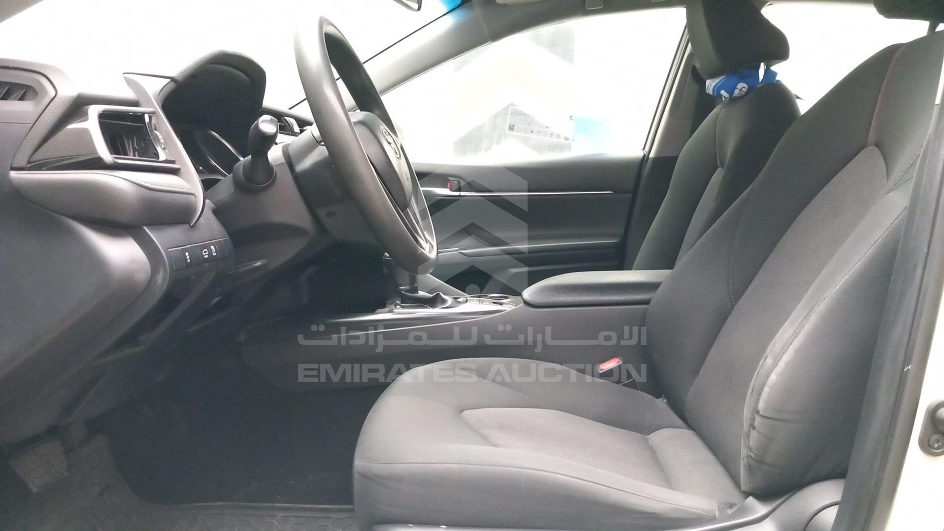 2020 TOYOTA CAMRY HYBRID VIN: JTNB29HK8L3060801