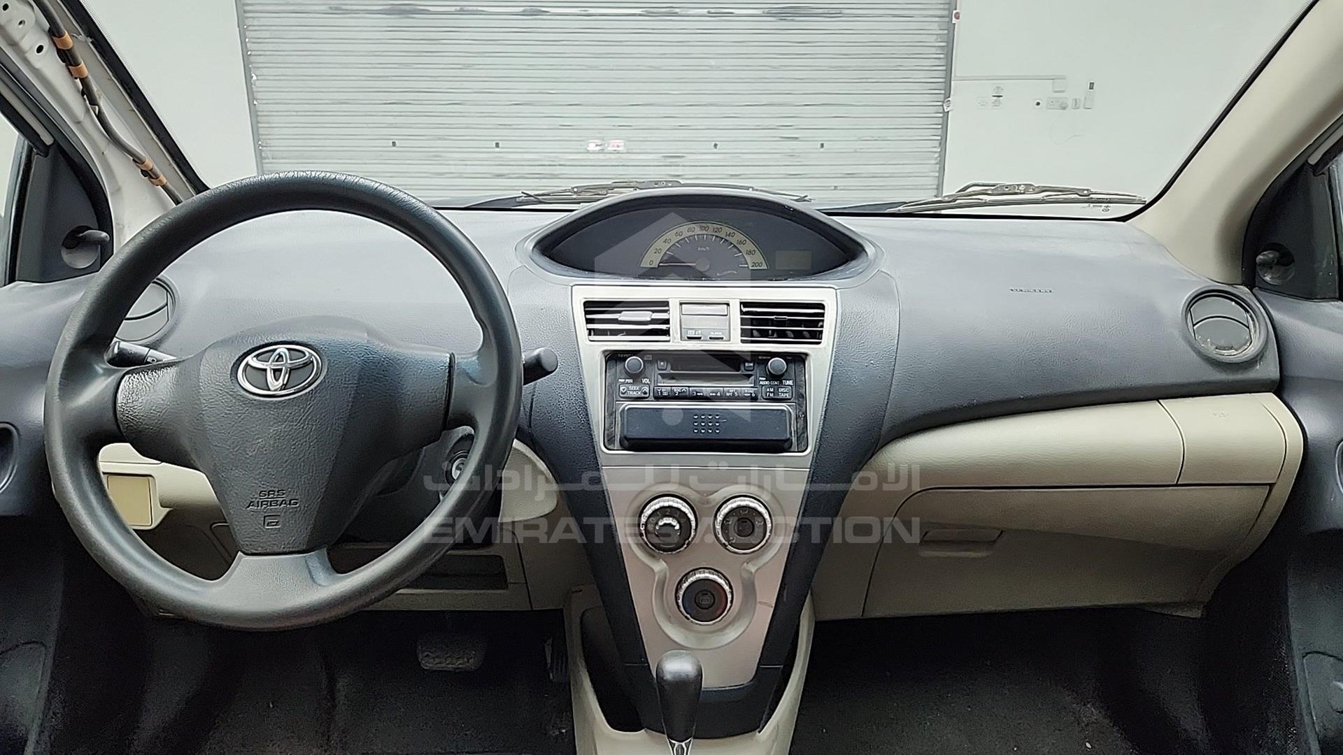 2008 TOYOTA YARIS VIN: JTDBW923181102755