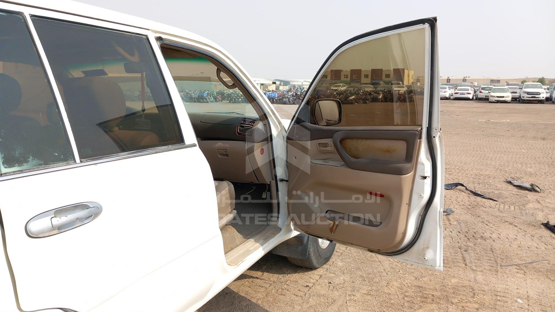 2001 TOYOTA LAND CRUISER VIN: JTEHJ09JX15016752