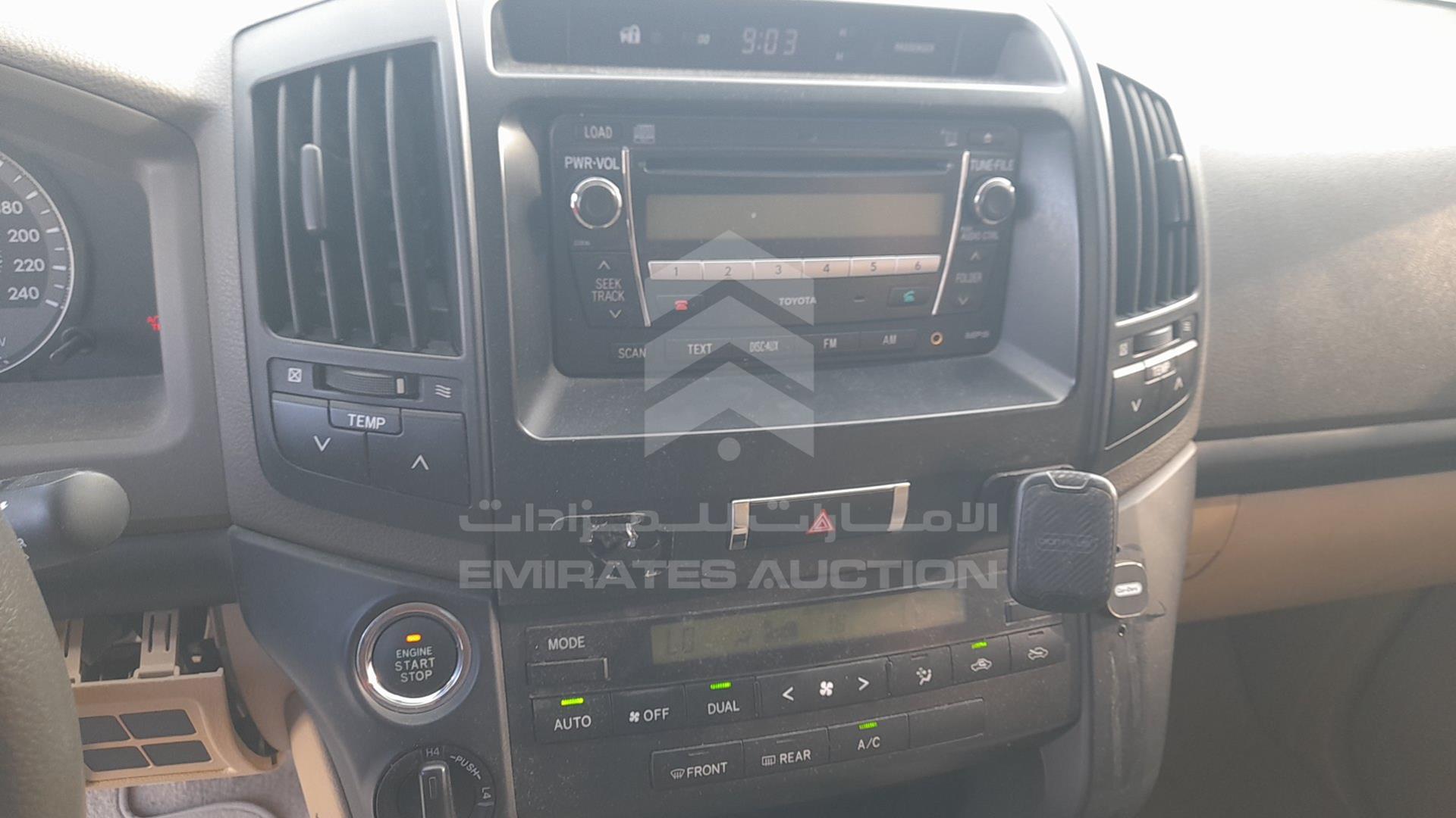 2014 TOYOTA LAND CRUISER VIN: JTMDU09J2E4094514