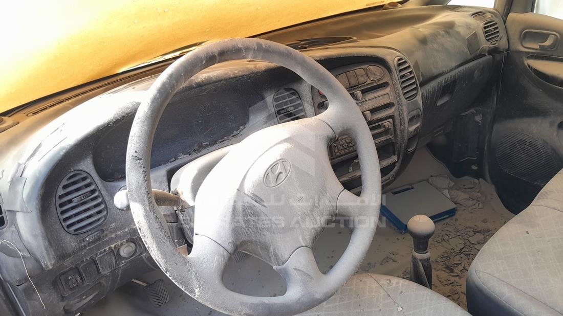 2007 Hyundai H1 — Steering & Mounted Controls — Photo 13