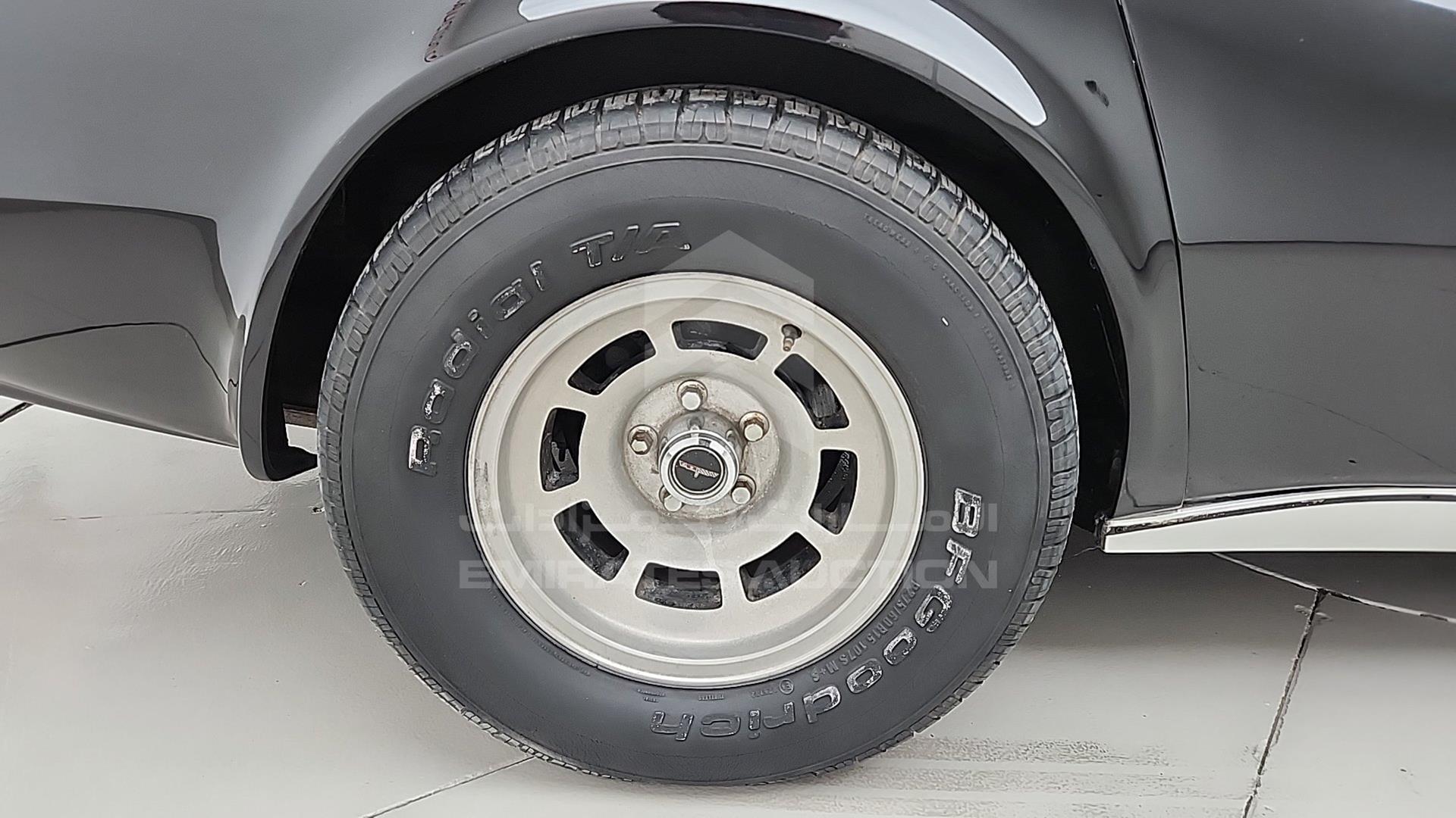 1980 CHEVROLET CORVETTE VIN: 1Z878AS415614