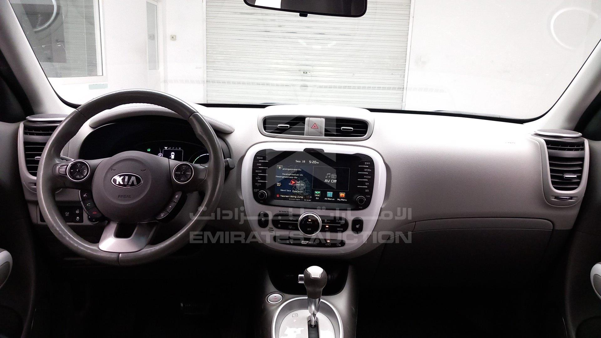 2015 KIA SOUL VIN: KNAJP81EFFK005504