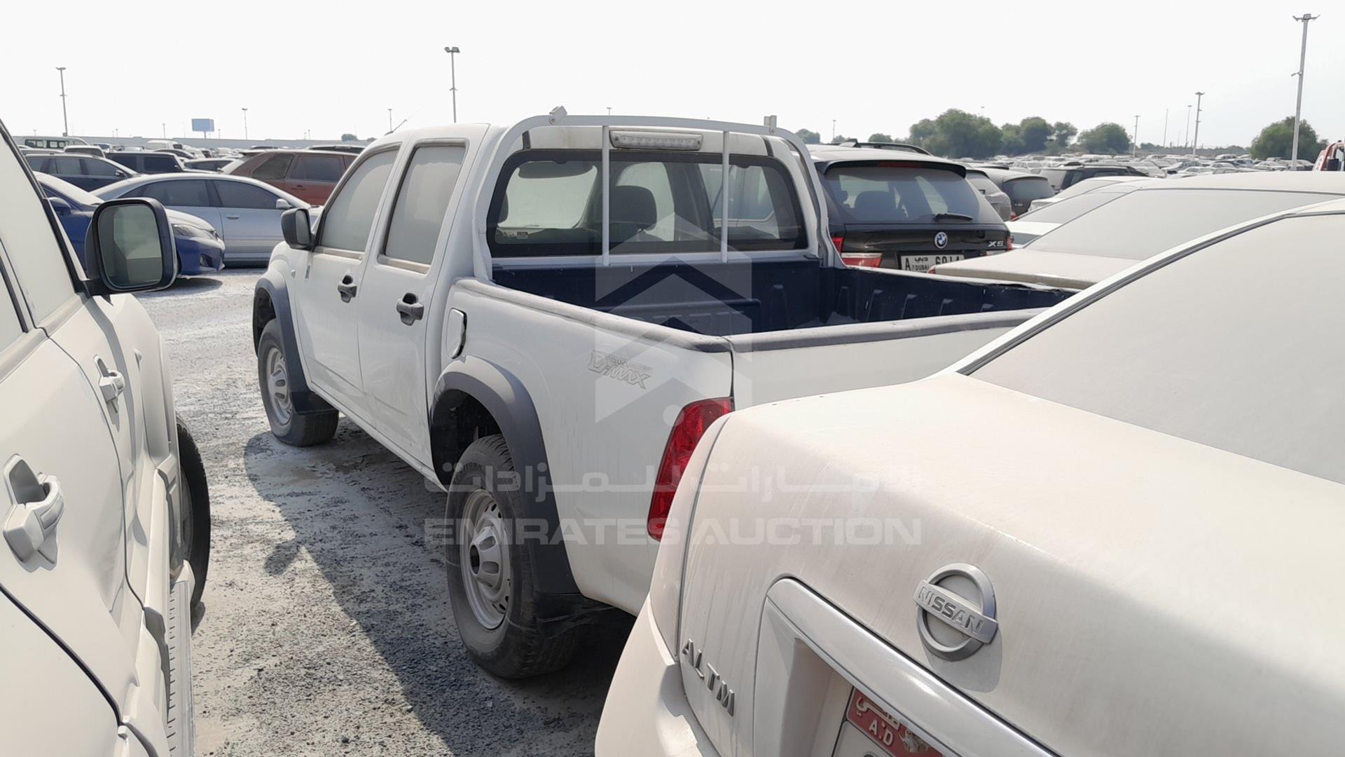 2008 ISUZU D-MAX VIN: MPAER33P88H568071