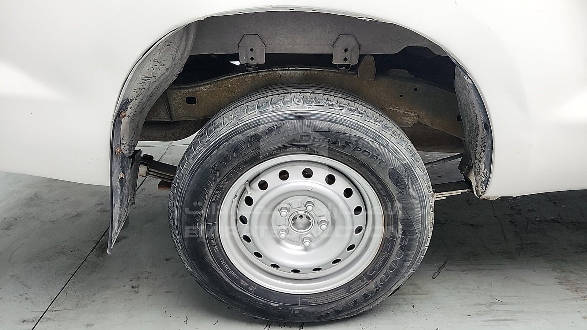 2007 TOYOTA HILUX VIN: MR0AX12G770006728