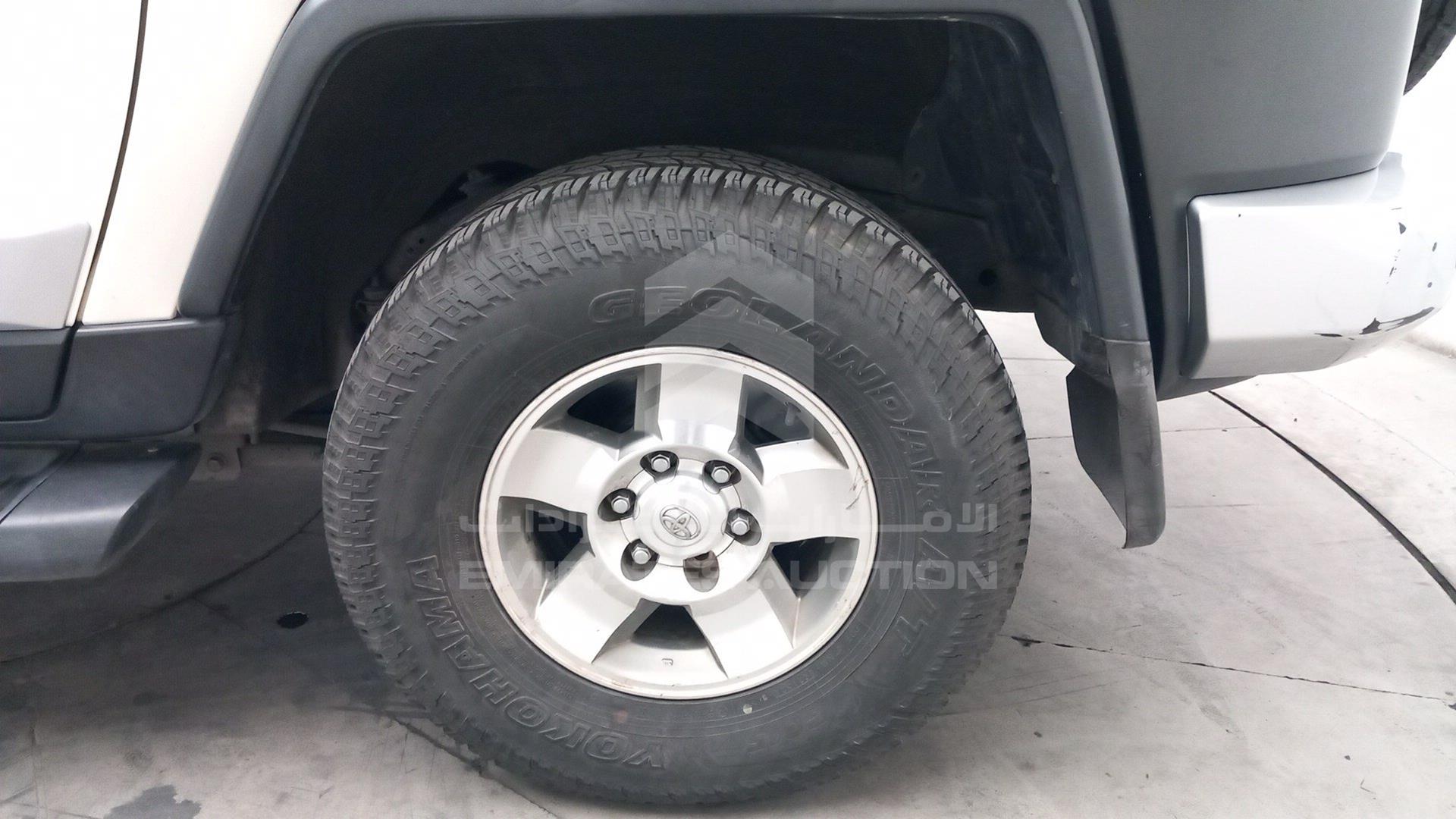 2010 TOYOTA FJ CRUISER VIN: JTEBU11F7AK087211