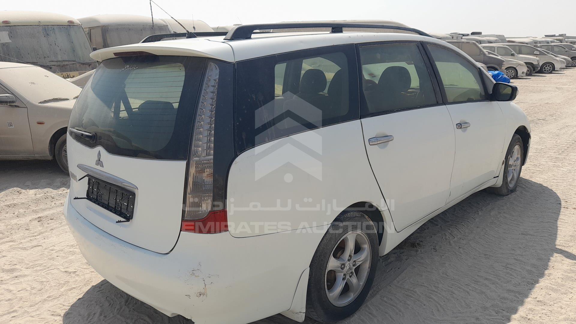 2005 MITSUBISHI GRANDIS VIN: JMYLRNA4W5Z703521