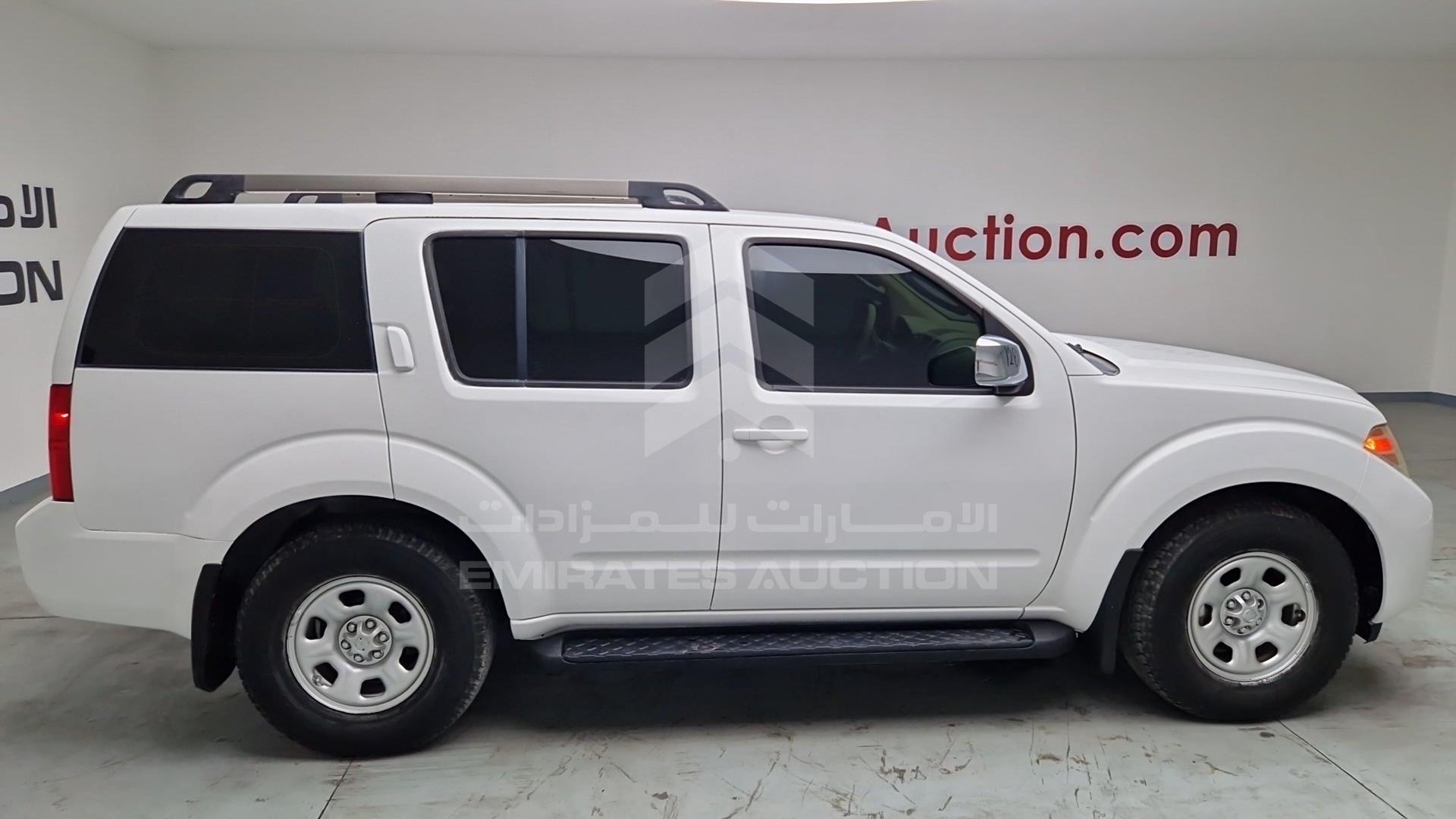 2008 NISSAN PATHFINDER VIN: 5N1AR18B18C664982